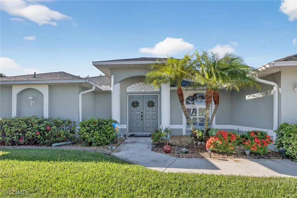 418 SE 31st Street Cape Coral FL 33904