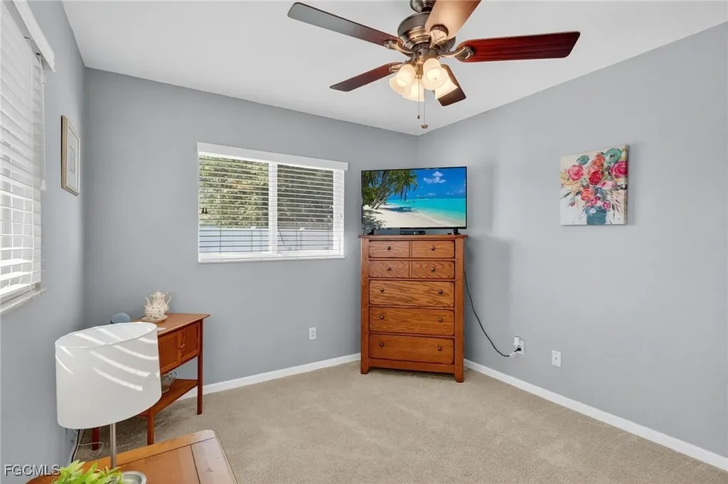 418 SE 31st Street Cape Coral FL 33904
