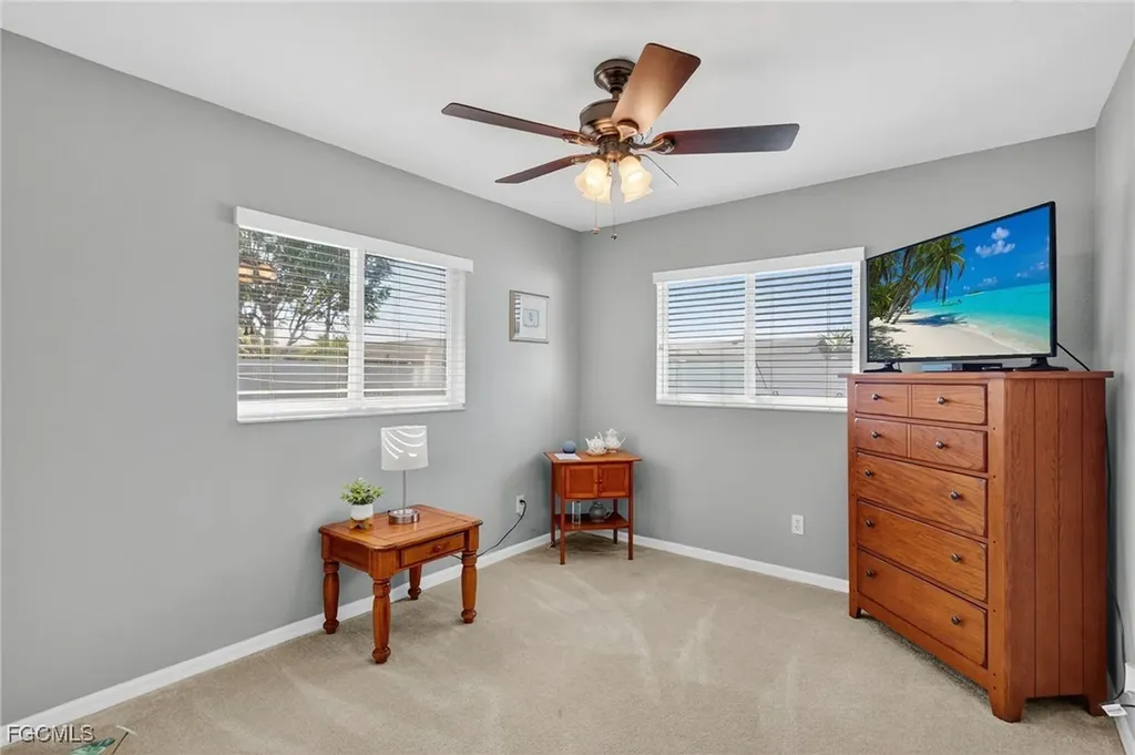 418 SE 31st Street Cape Coral FL 33904
