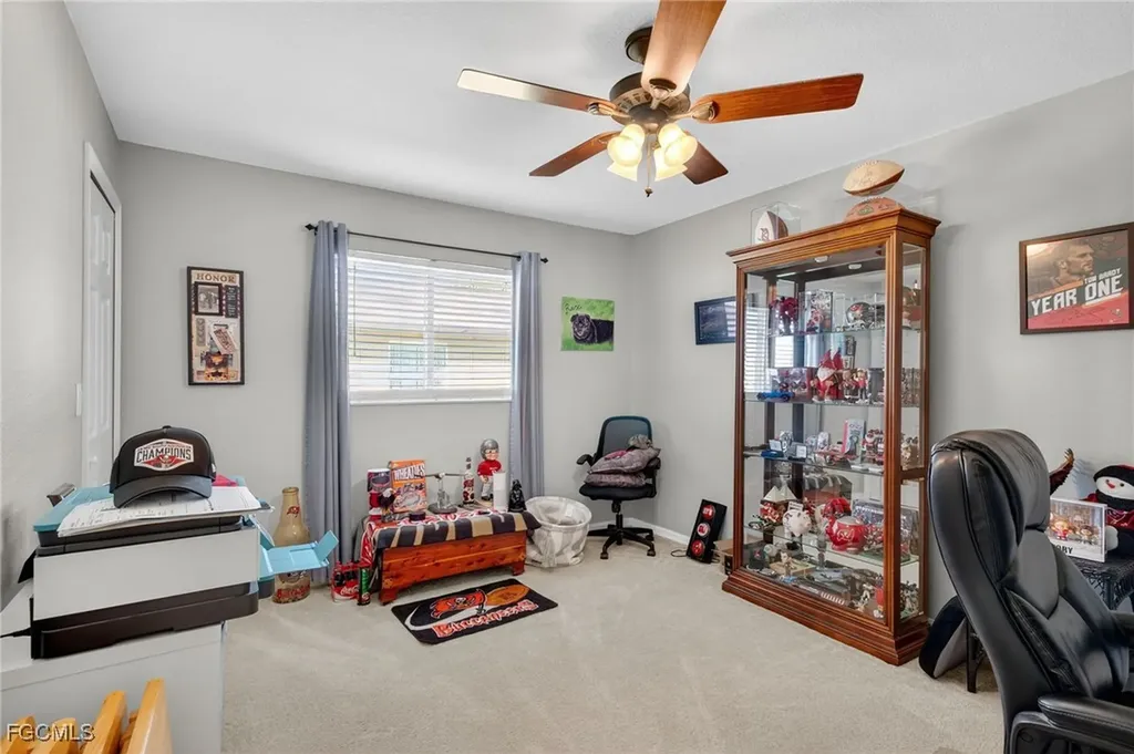 418 SE 31st Street Cape Coral FL 33904