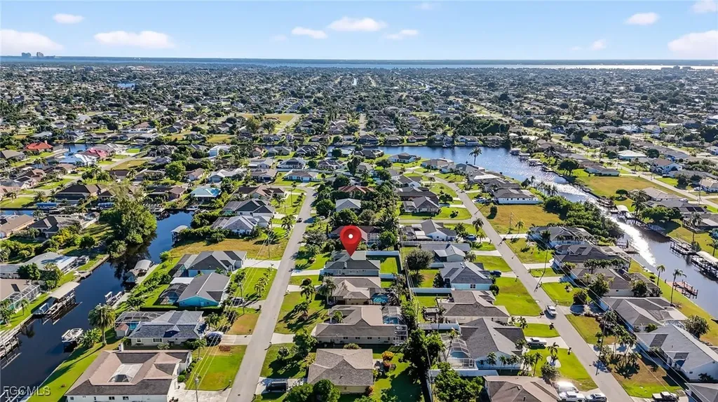418 SE 31st Street Cape Coral FL 33904