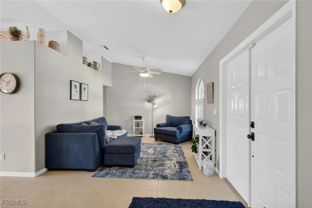 418 SE 31st Street Cape Coral FL 33904
