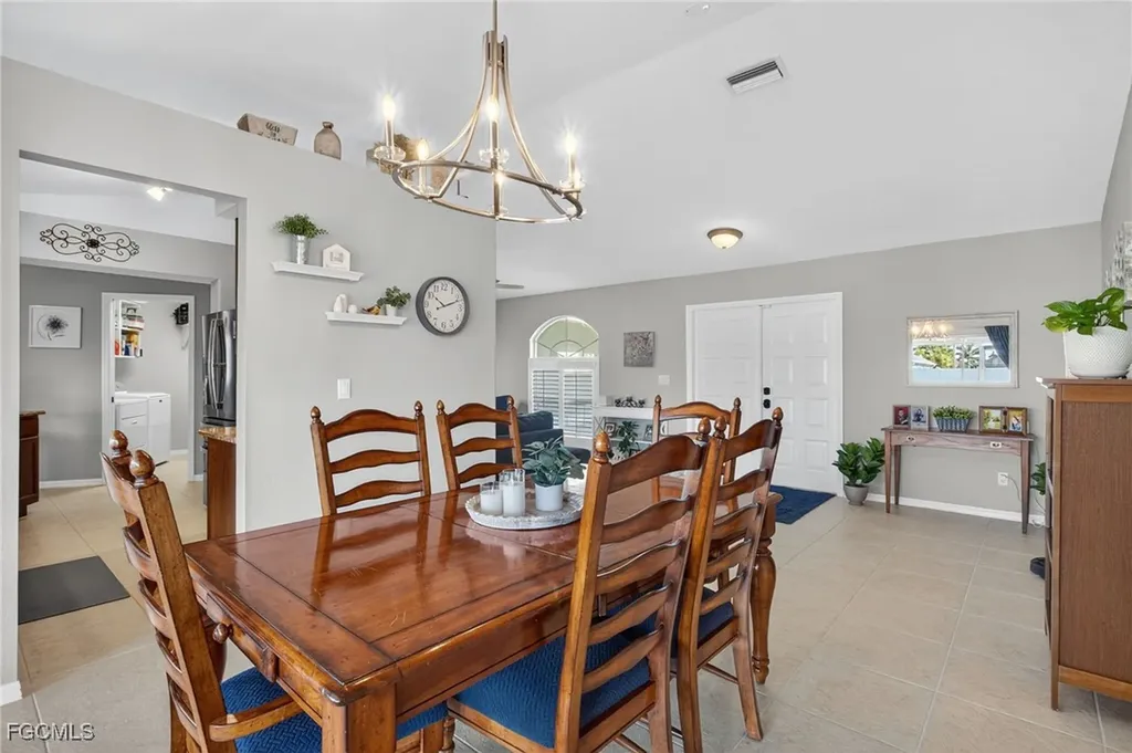 418 SE 31st Street Cape Coral FL 33904