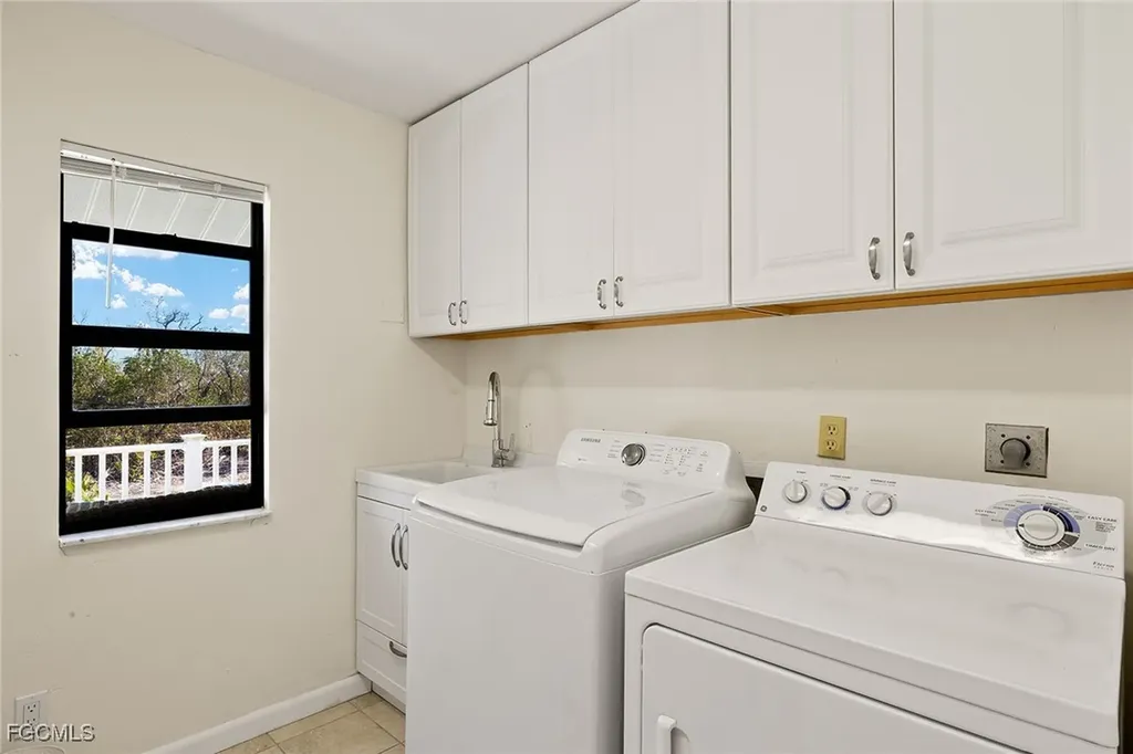 2999 Twin Ponds Drive Sanibel FL 33957