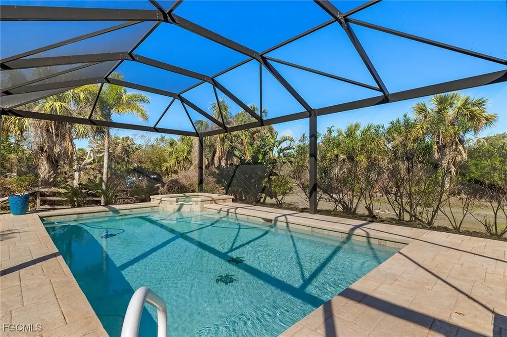2999 Twin Ponds Drive Sanibel FL 33957