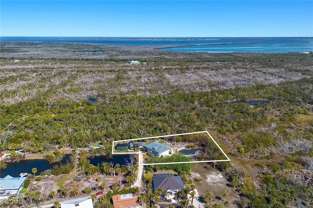 2999 Twin Ponds Drive Sanibel FL 33957