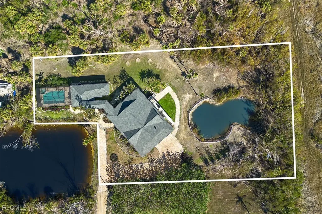2999 Twin Ponds Drive Sanibel FL 33957