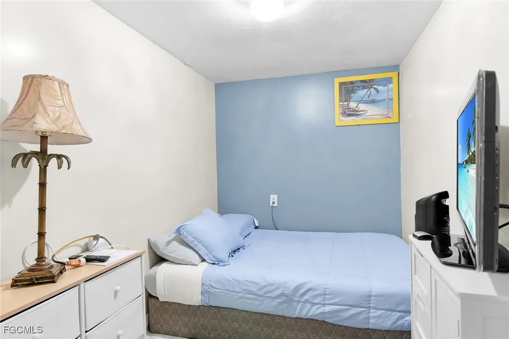 16200 Cathy Court Fort Myers FL 33908