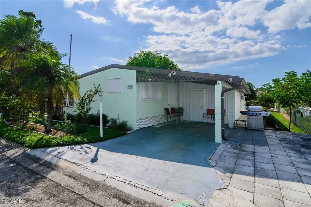 16200 Cathy Court Fort Myers FL 33908