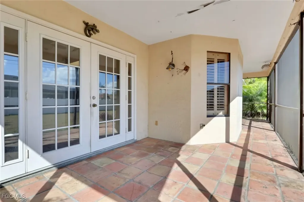 2102 SW 49th Street Cape Coral FL 33914