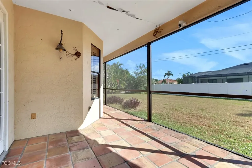 2102 SW 49th Street Cape Coral FL 33914