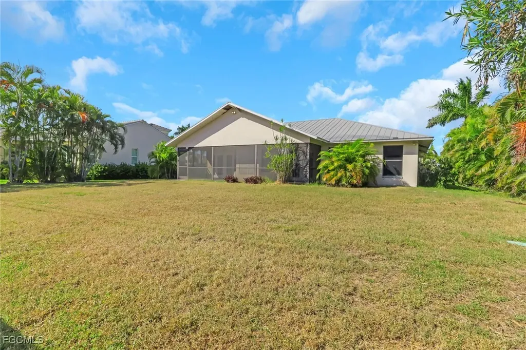 2102 SW 49th Street Cape Coral FL 33914