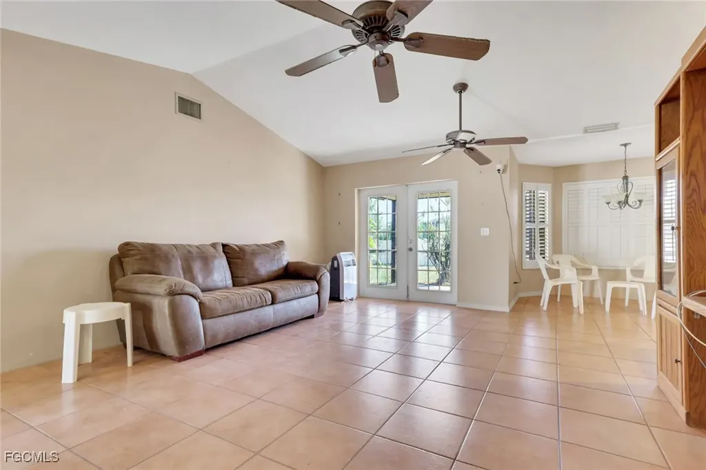 2102 SW 49th Street Cape Coral FL 33914