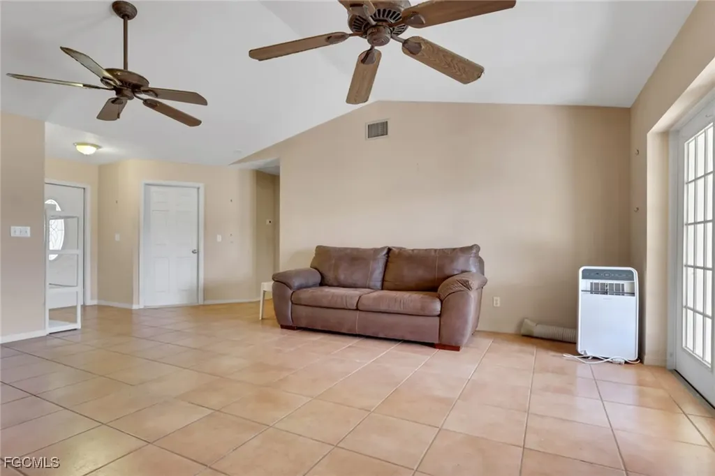 2102 SW 49th Street Cape Coral FL 33914