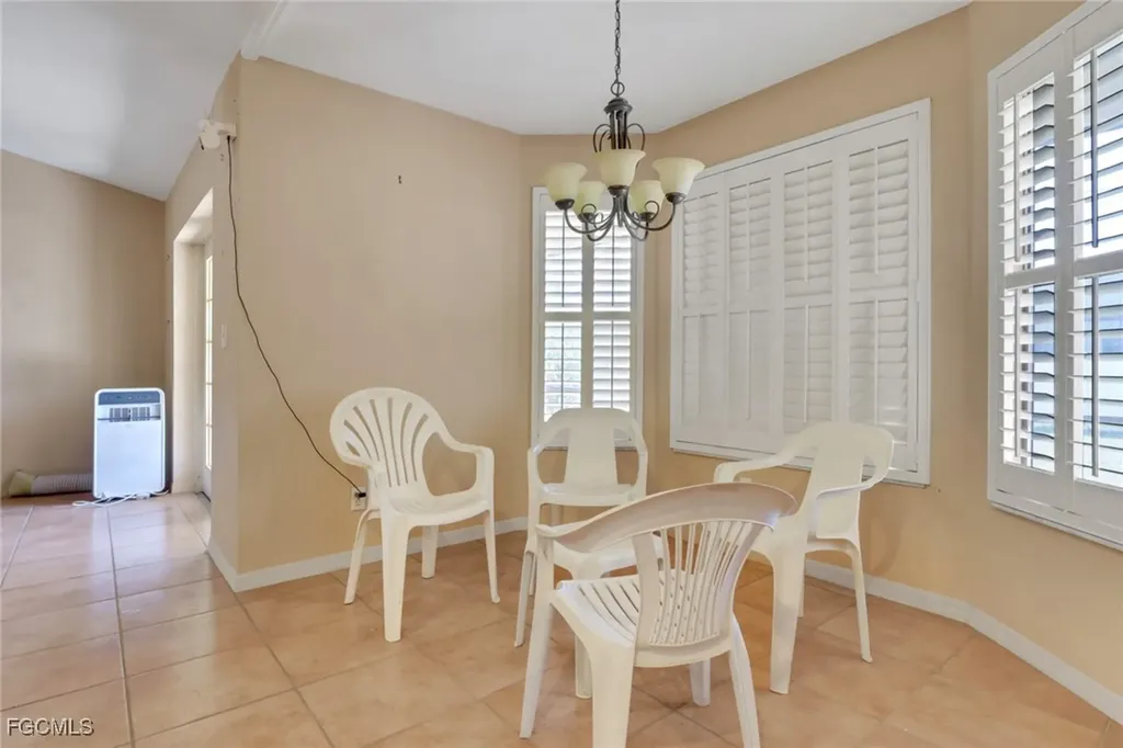 2102 SW 49th Street Cape Coral FL 33914