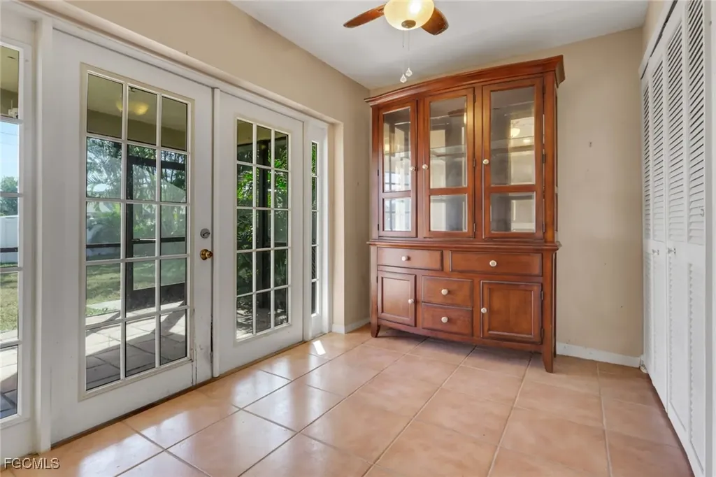 2102 SW 49th Street Cape Coral FL 33914