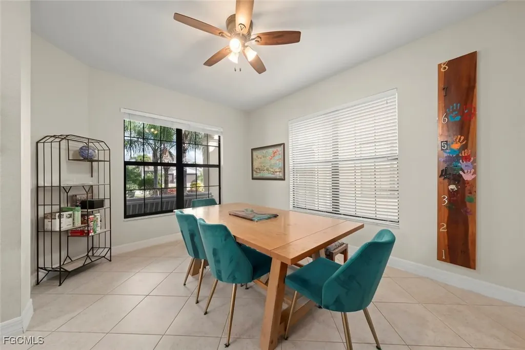 3179 Pacific Drive Naples FL 34119
