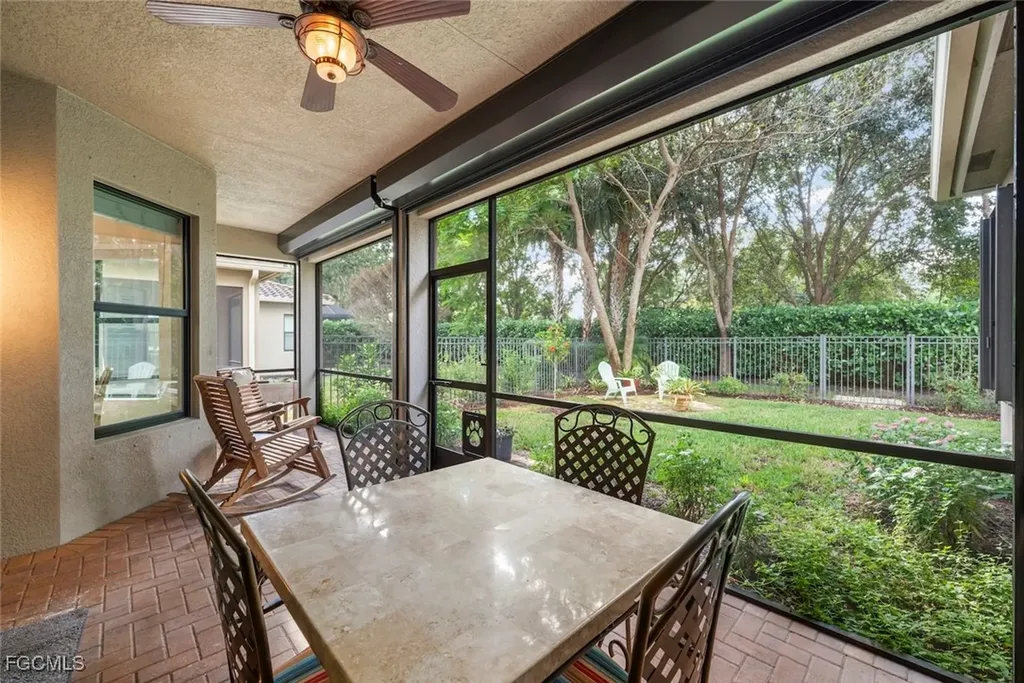 3179 Pacific Drive Naples FL 34119