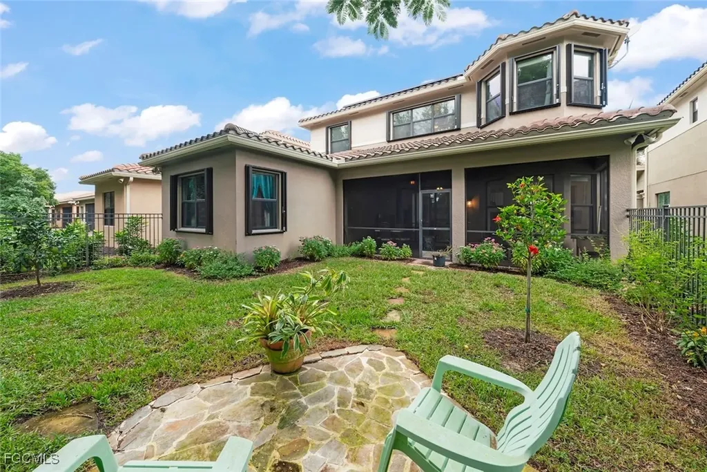 3179 Pacific Drive Naples FL 34119