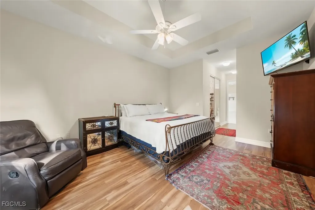 3179 Pacific Drive Naples FL 34119