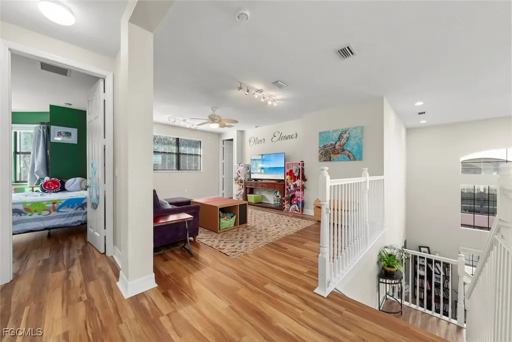 3179 Pacific Drive Naples FL 34119