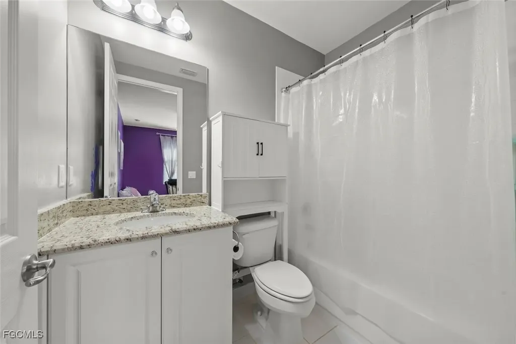 3179 Pacific Drive Naples FL 34119