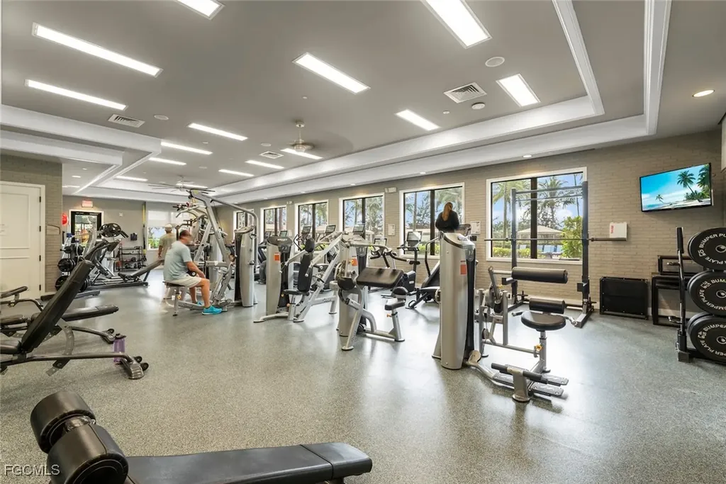 3179 Pacific Drive Naples FL 34119