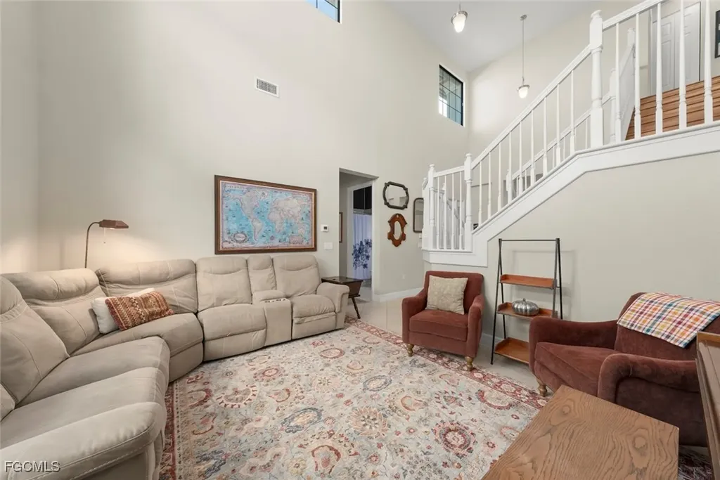 3179 Pacific Drive Naples FL 34119