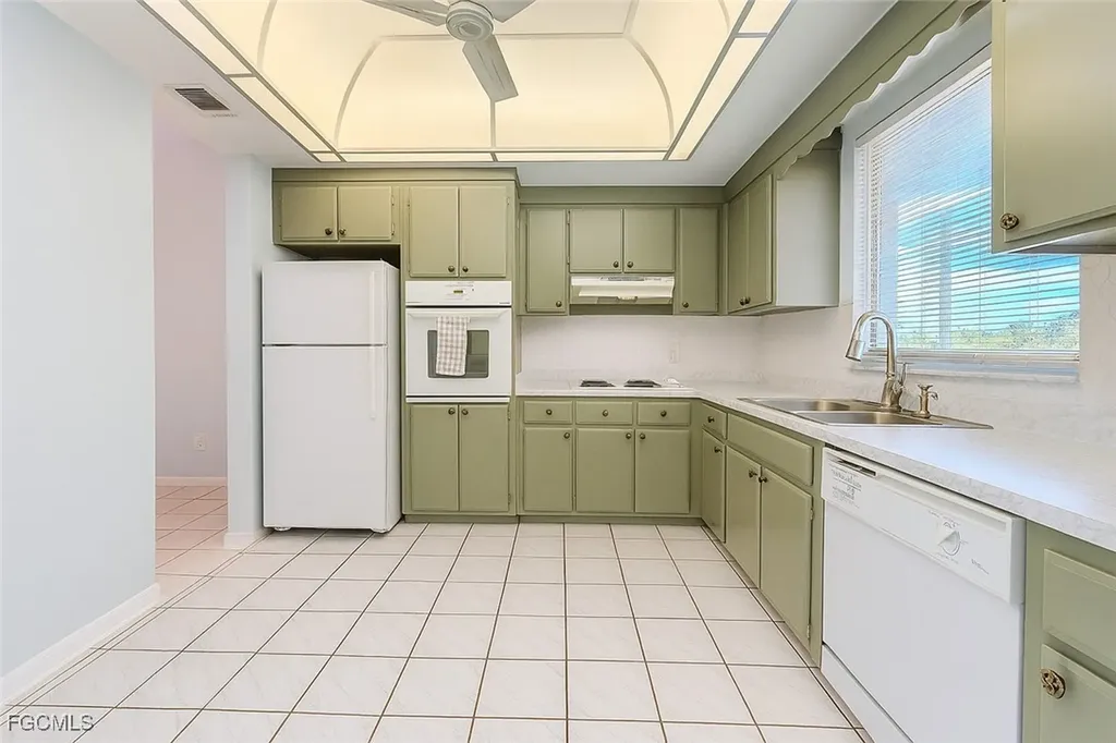 4213 Palm Tree Boulevard Cape Coral FL 33904