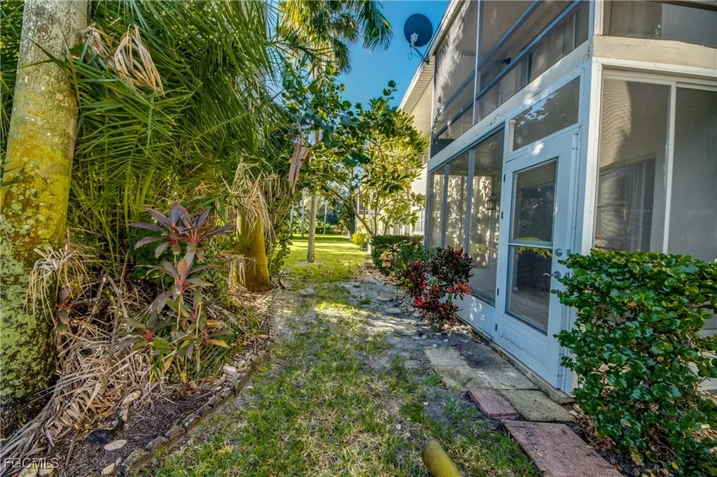 1003 Tropic Terrace North Fort Myers FL 33903