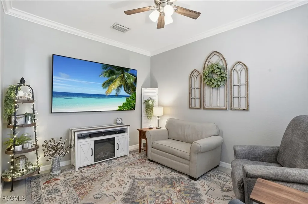 2169 Clementine Street Naples FL 34120