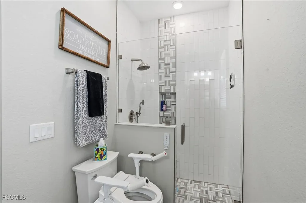 2169 Clementine Street Naples FL 34120
