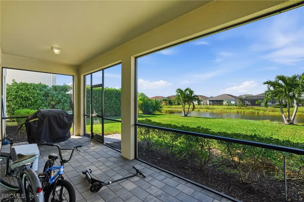 2169 Clementine Street Naples FL 34120