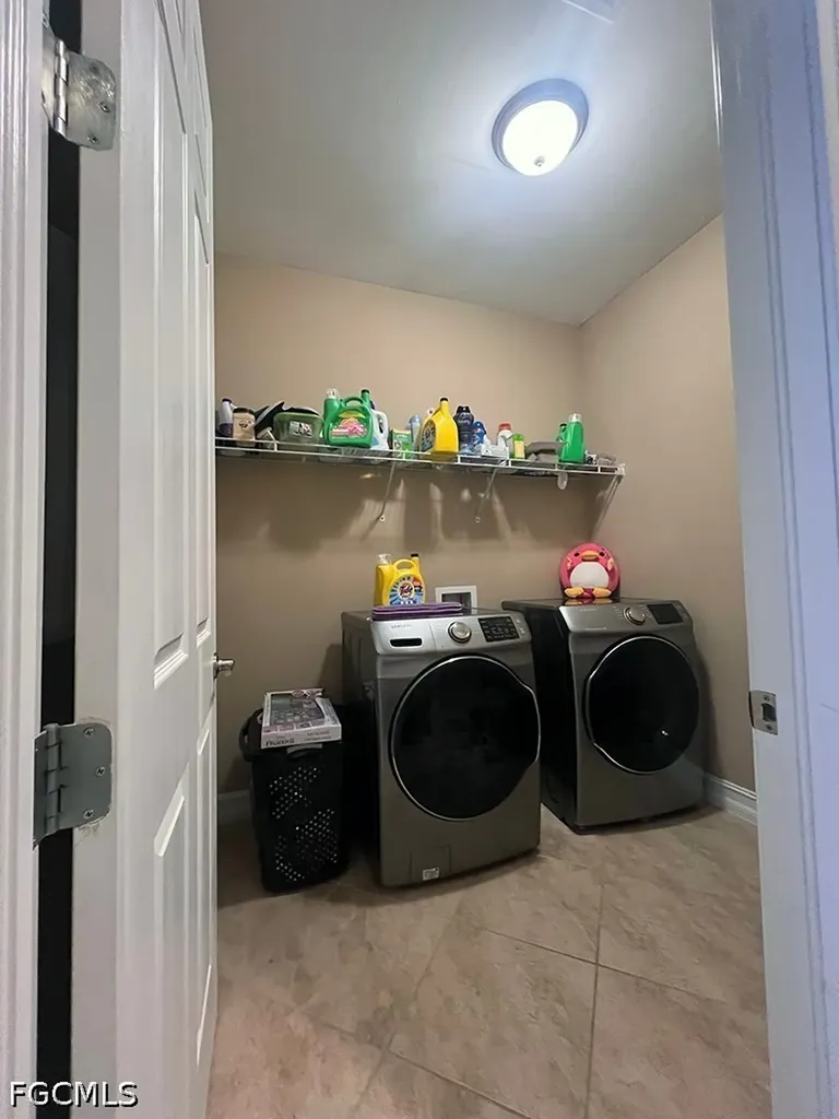 3193 Birchin Lane Fort Myers FL 33916