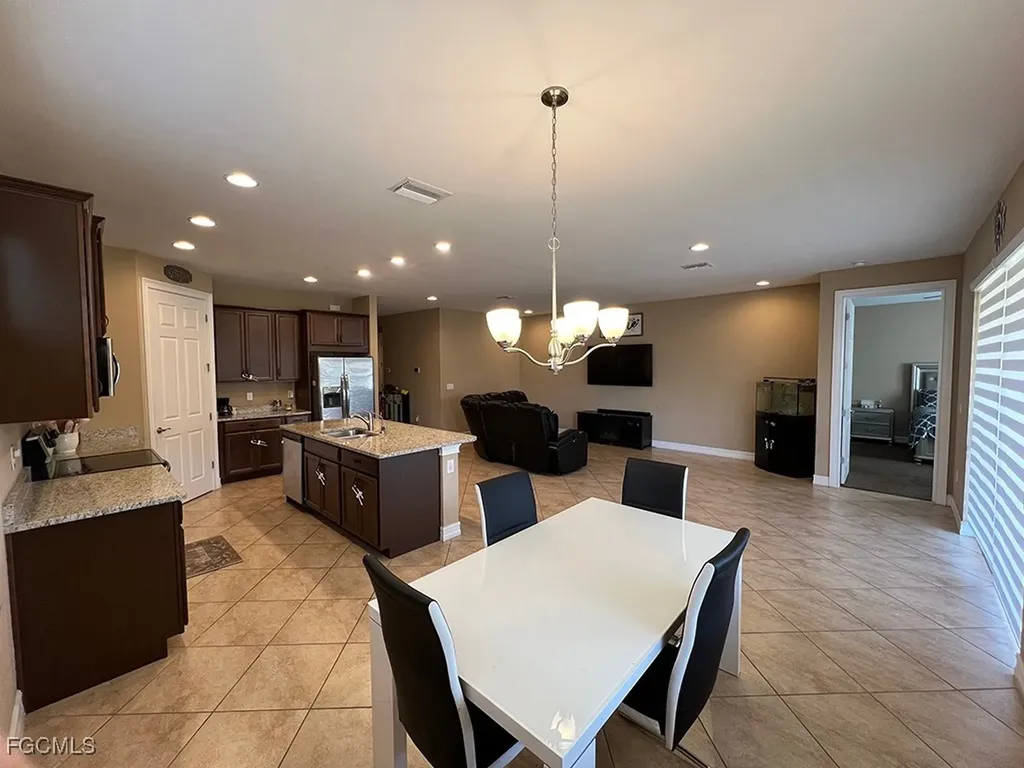 3193 Birchin Lane Fort Myers FL 33916