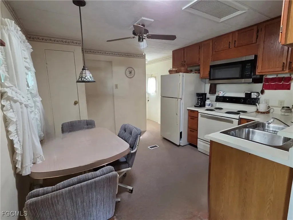 595 Daisy Drive North Fort Myers FL 33917