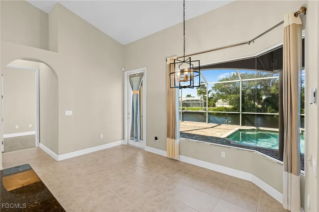 2202 SE 19th Place Cape Coral FL 33990