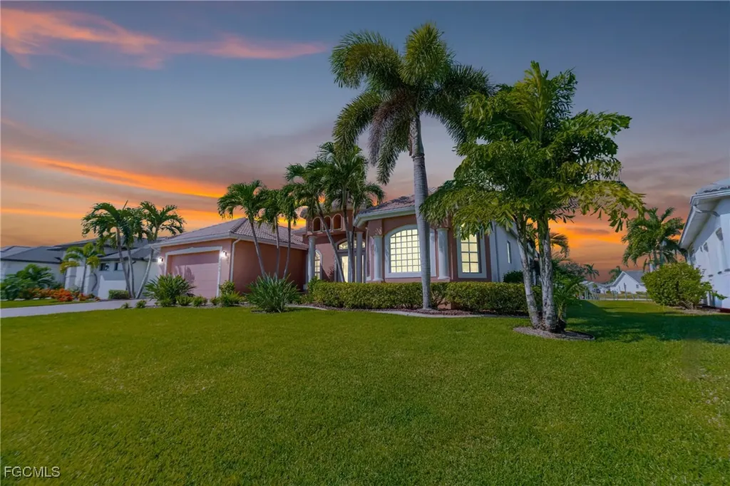 2202 SE 19th Place Cape Coral FL 33990