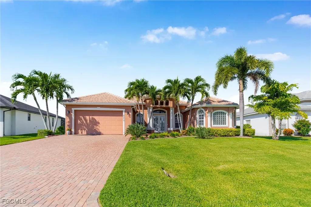 2202 SE 19th Place Cape Coral FL 33990