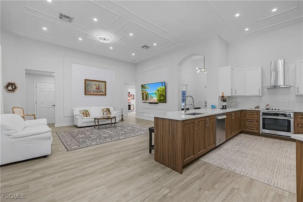 344 SW 24th Place Cape Coral FL 33991