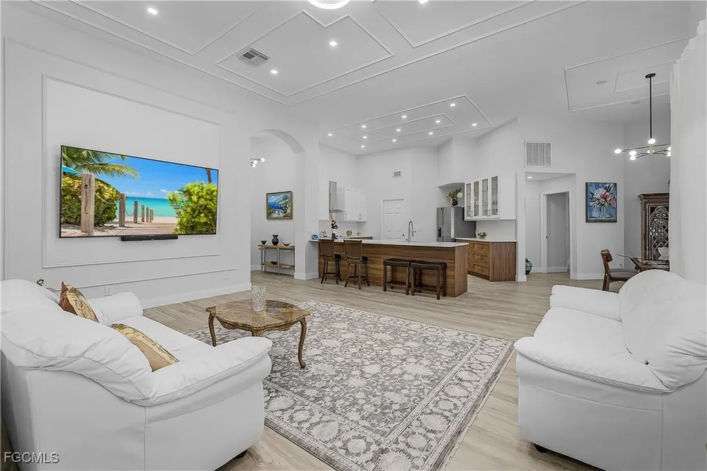 344 SW 24th Place Cape Coral FL 33991