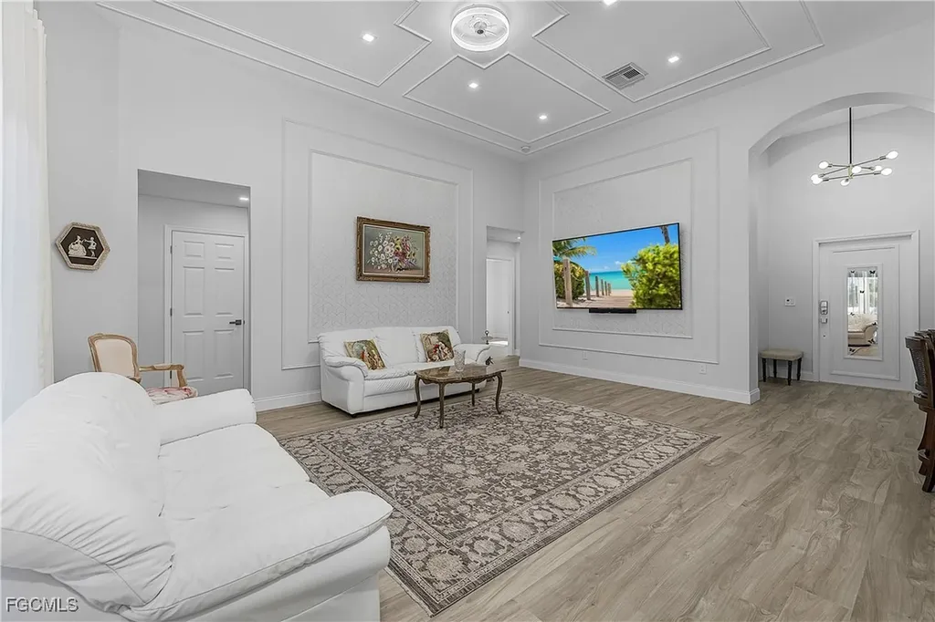 344 SW 24th Place Cape Coral FL 33991