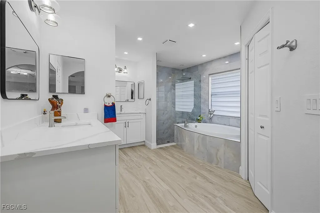 344 SW 24th Place Cape Coral FL 33991