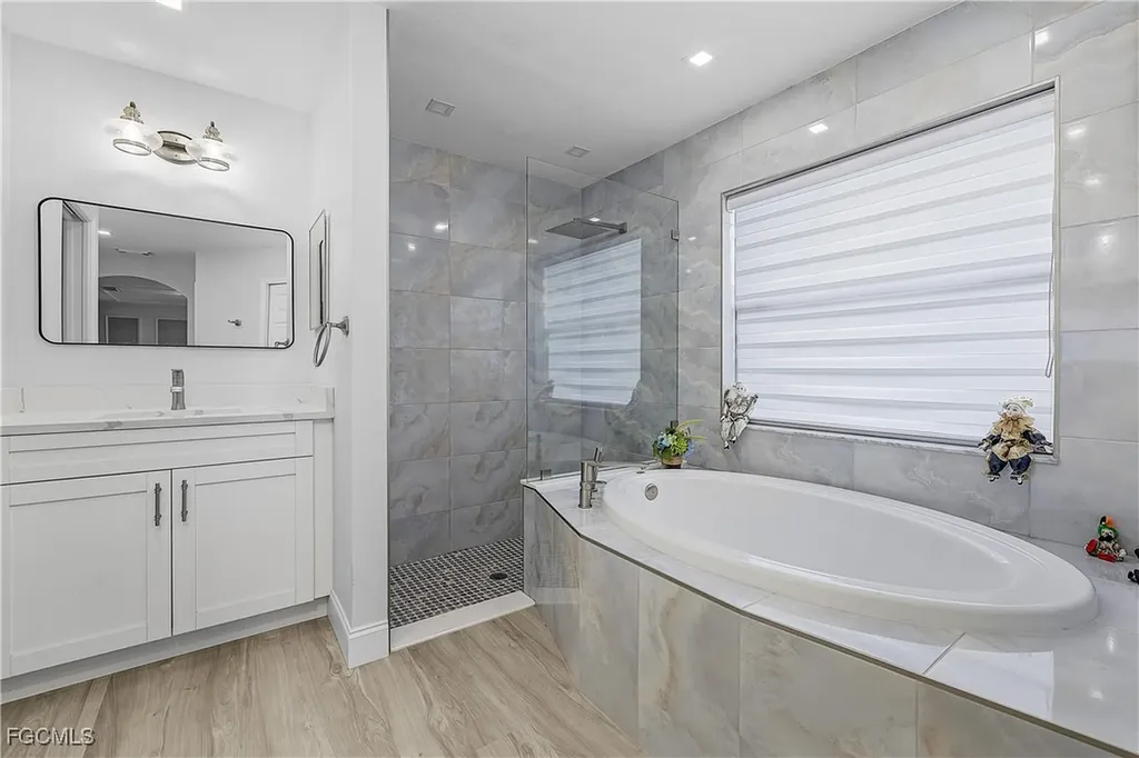 344 SW 24th Place Cape Coral FL 33991