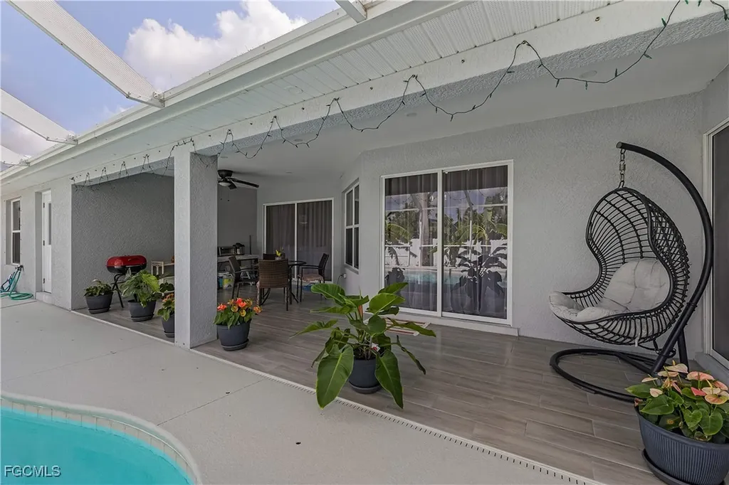 344 SW 24th Place Cape Coral FL 33991