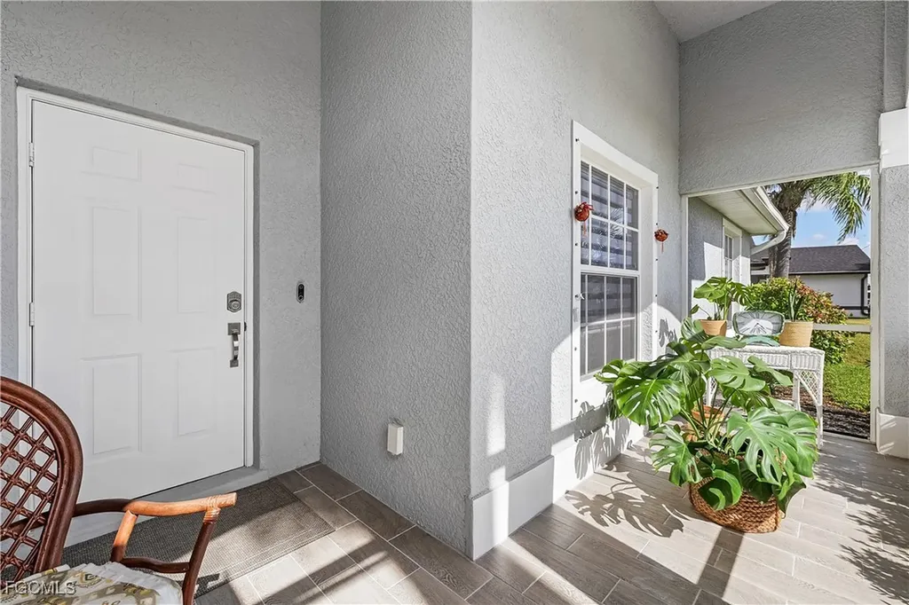 344 SW 24th Place Cape Coral FL 33991