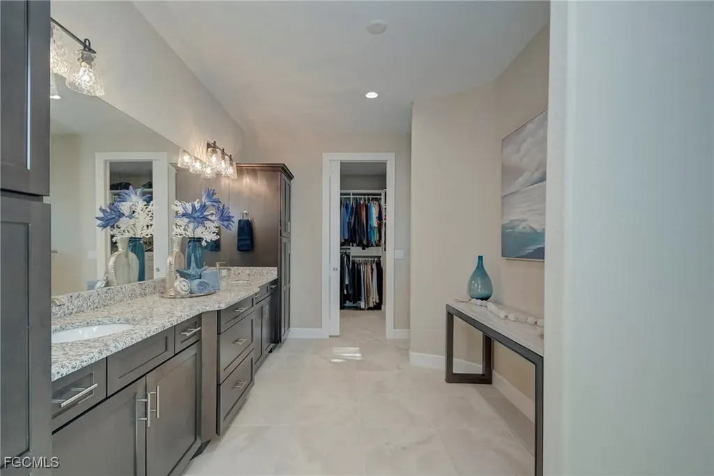 11687 Royal Tee Circle Cape Coral FL 33991