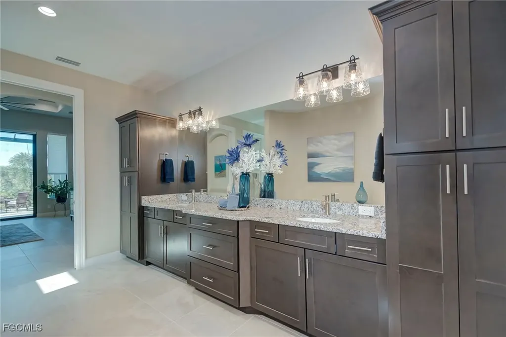 11687 Royal Tee Circle Cape Coral FL 33991