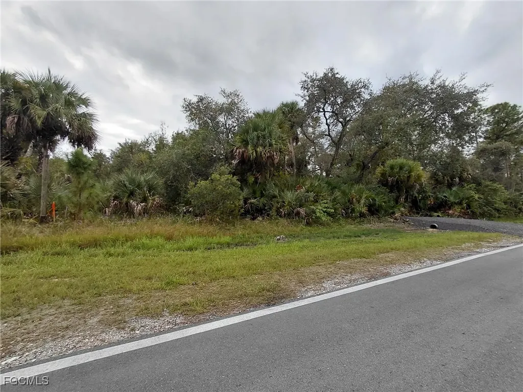 184 Hunting Club Avenue Clewiston FL 33440