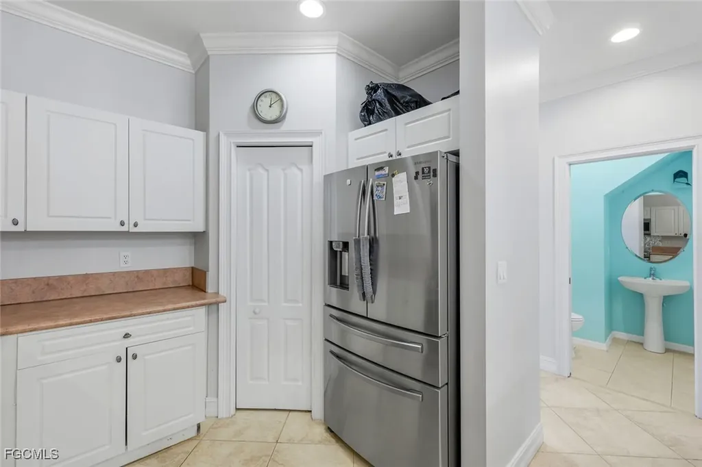 10253 S Silver Palm Drive Estero FL 33928